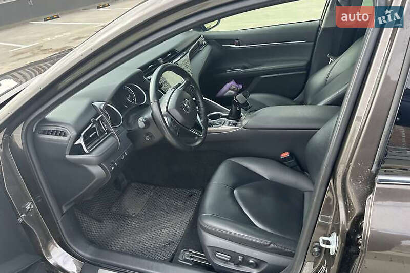 Седан Toyota Camry 2020 в Киеве фото 6 Седан Toyota Camry 2020 в Киеве