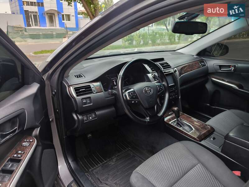 Седан Toyota Camry 2016 в Смеле