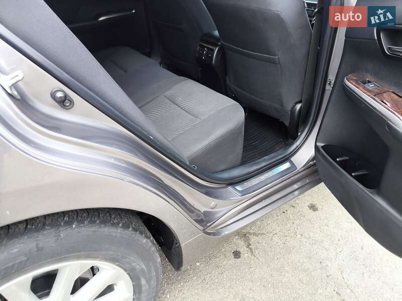 Седан Toyota Camry 2016 в Смеле