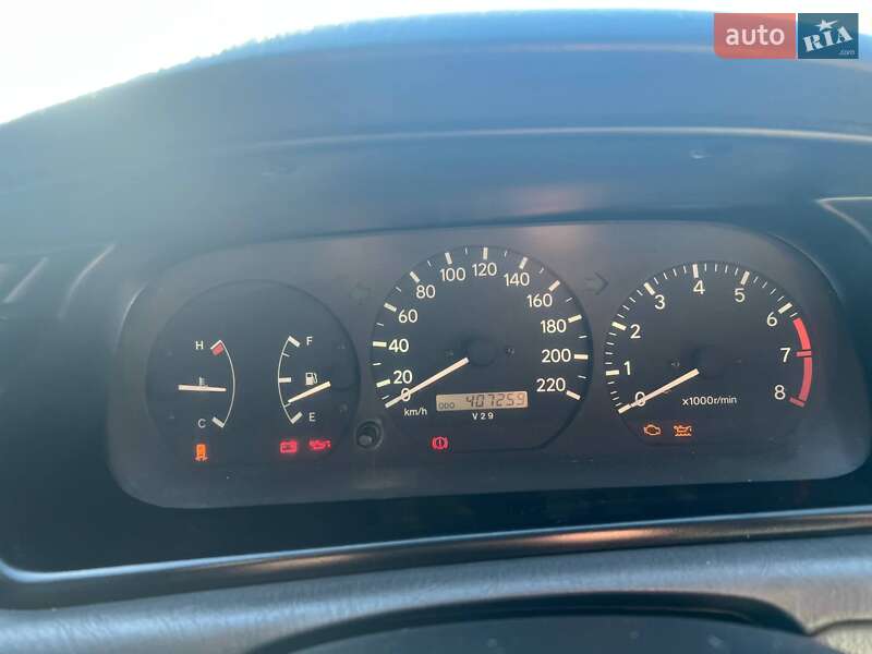 Седан Toyota Camry 1997 в Новій Одесі