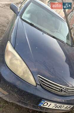 Седан Toyota Camry 2005 в Изюме
