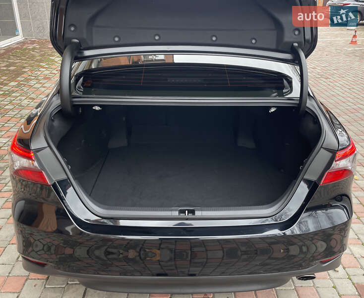 Седан Toyota Camry 2021 в Киеве фото 20 Седан Toyota Camry 2021 в Киеве