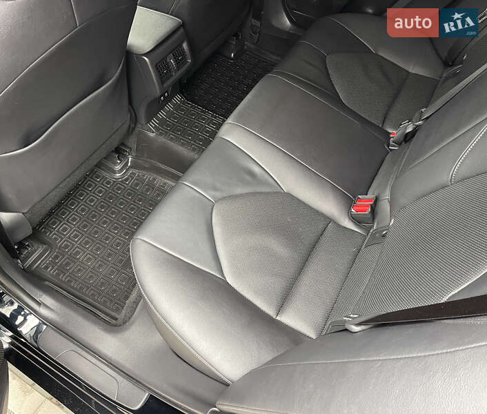 Седан Toyota Camry 2021 в Киеве фото 27 Седан Toyota Camry 2021 в Киеве