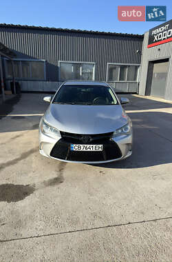 Седан Toyota Camry 2014 в Чернигове
