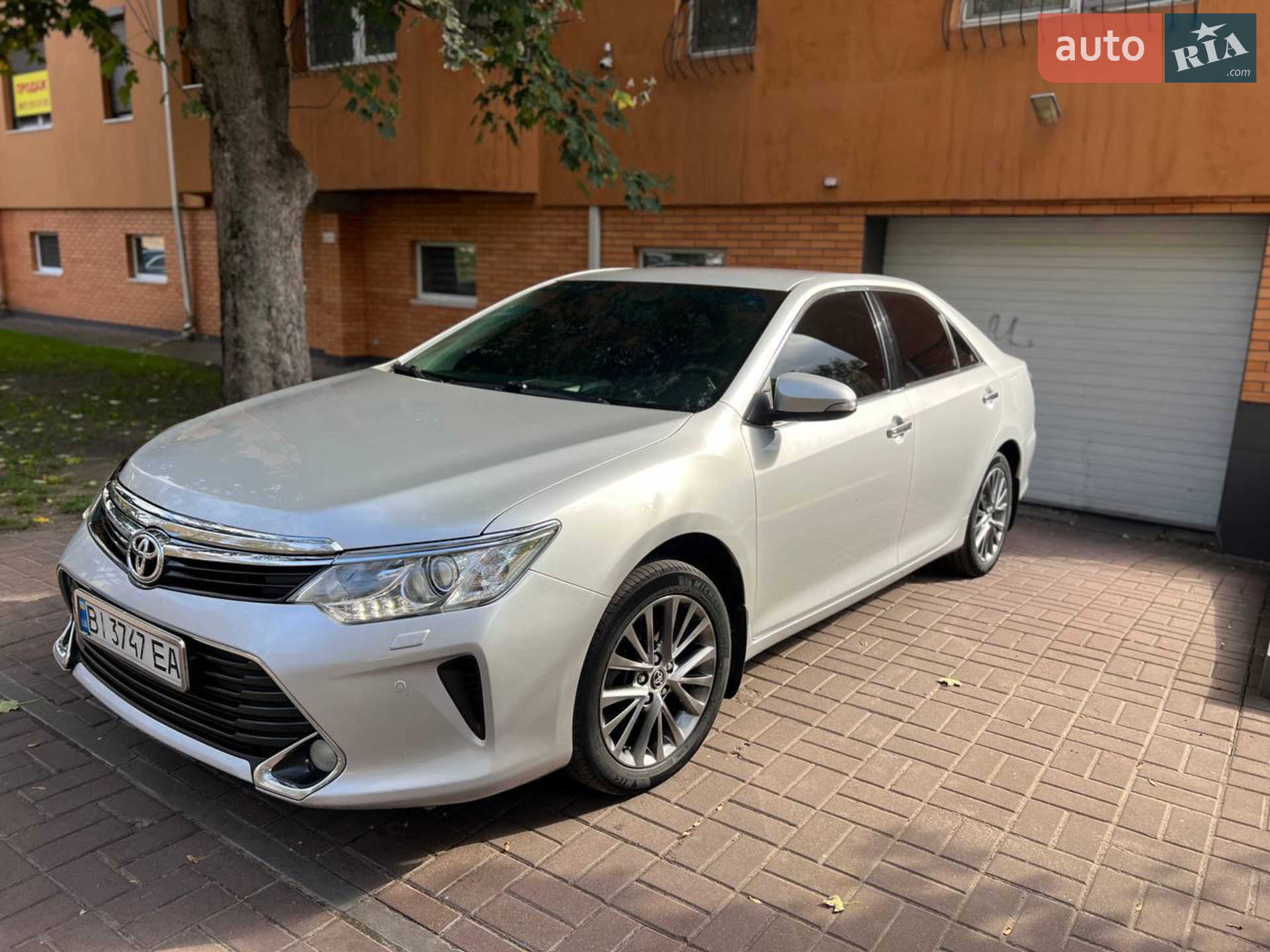 2016 Toyota Camry - мініатюра 9