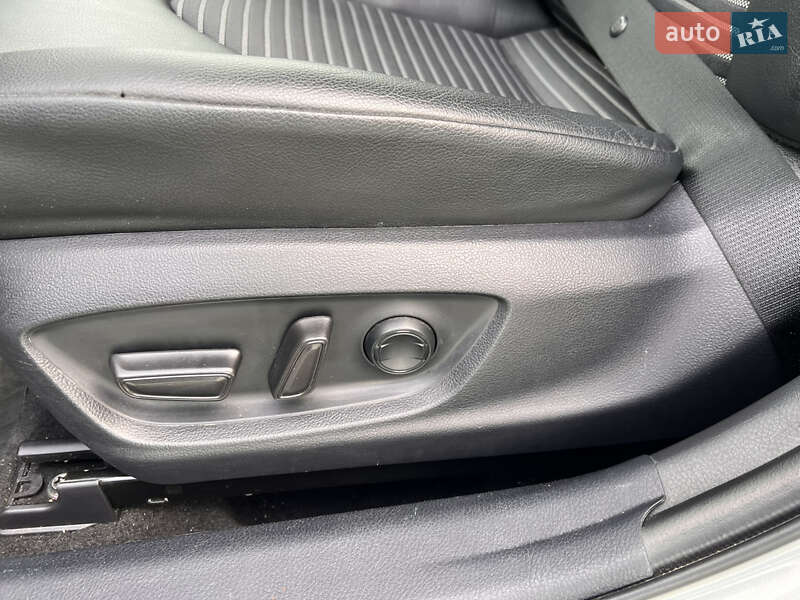 Седан Toyota Camry 2022 в Умани фото 25 Седан Toyota Camry 2022 в Умани