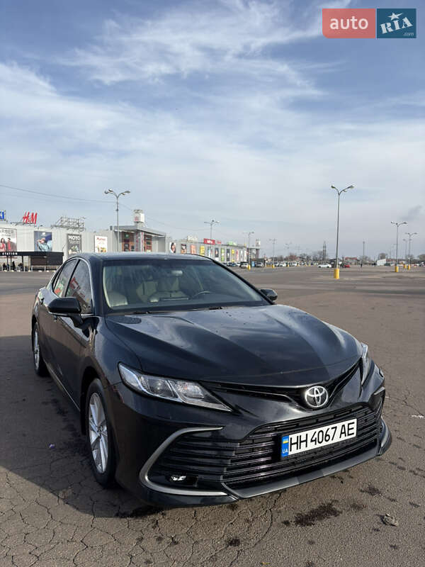 Седан Toyota Camry 2021 в Одессе фото Седан Toyota Camry 2021 в Одессе