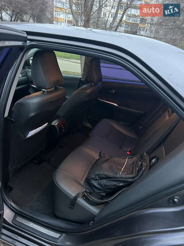 Седан Toyota Camry 2012 в Белой Церкви