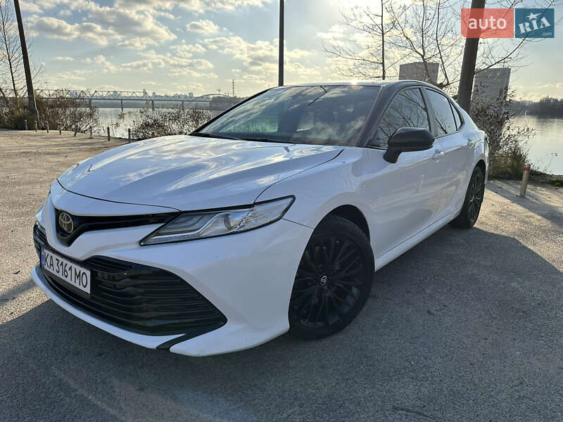 Toyota Camry 2020