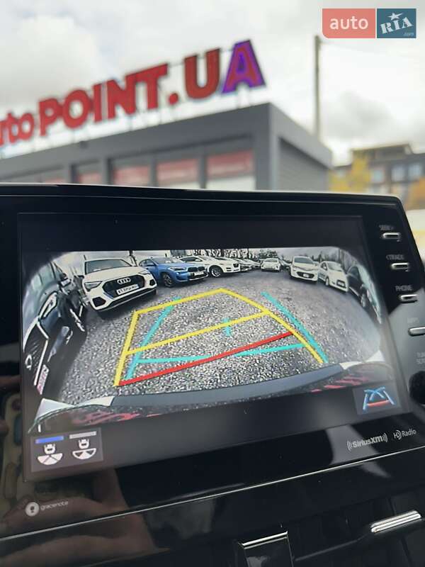 Седан Toyota Camry 2024 в Белогородке