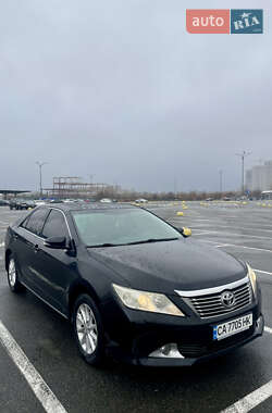 Седан Toyota Camry 2011 в Киеве