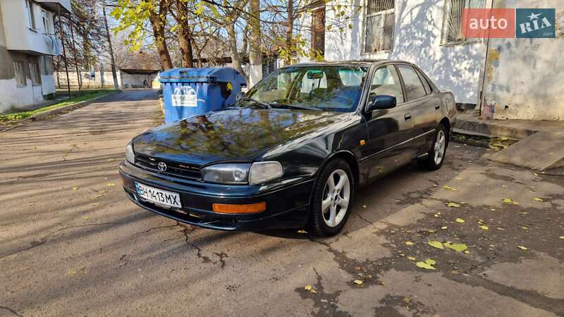 Седан Toyota Camry 1994 в Одесі