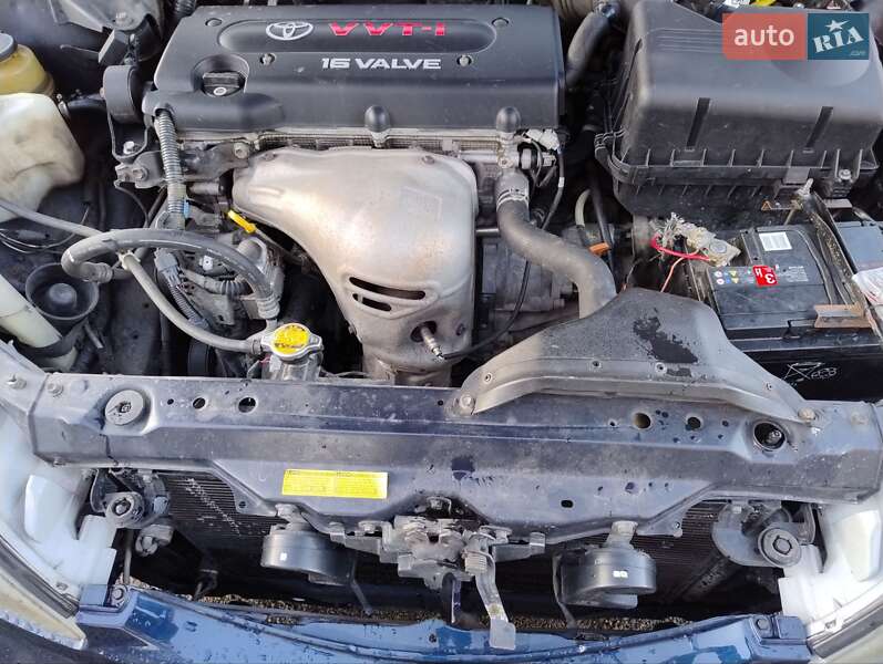 Седан Toyota Camry 2002 в Киеве