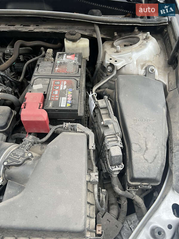 Седан Toyota Camry 2017 в Южноукраїнську