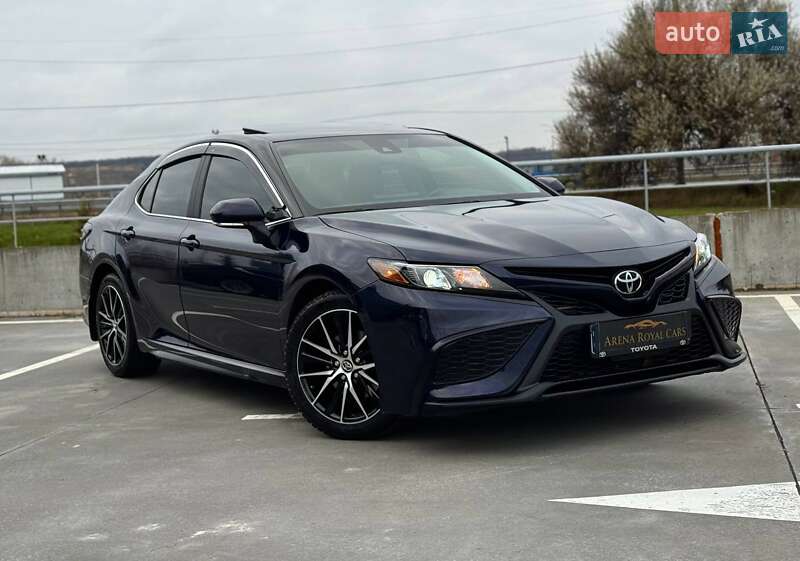 Toyota Camry 2020