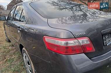 Седан Toyota Camry 2010 в Виннице