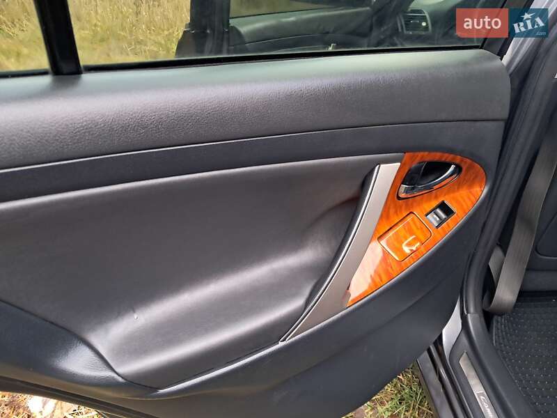 Седан Toyota Camry 2010 в Виннице фото 28 Седан Toyota Camry 2010 в Виннице