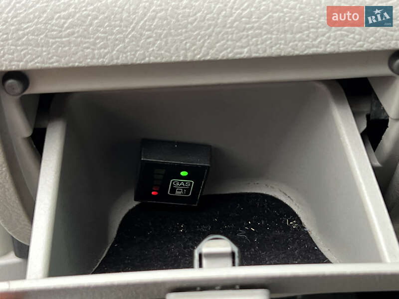 Седан Toyota Camry 2013 в Киеве