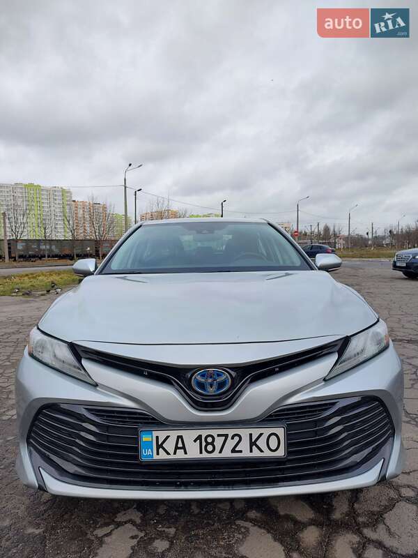 Седан Toyota Camry 2018 в Киеве фото Седан Toyota Camry 2018 в Киеве
