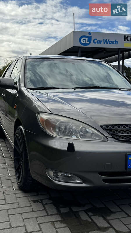 Седан Toyota Camry 2003 в Одессе
