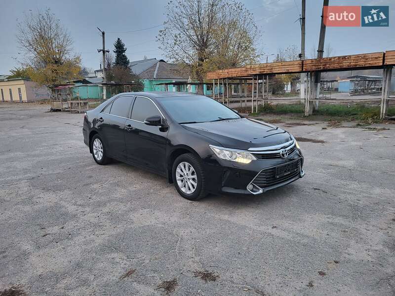 Седан Toyota Camry 2015 в Желтых Водах фото Седан Toyota Camry 2015 в Желтых Водах