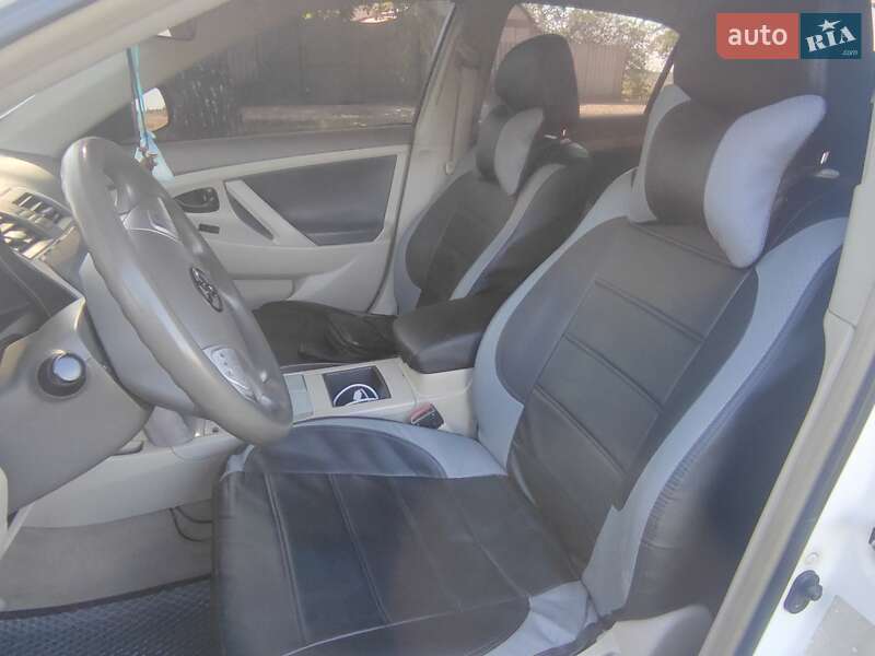 Седан Toyota Camry 2008 в Валках фото 9 Седан Toyota Camry 2008 в Валках