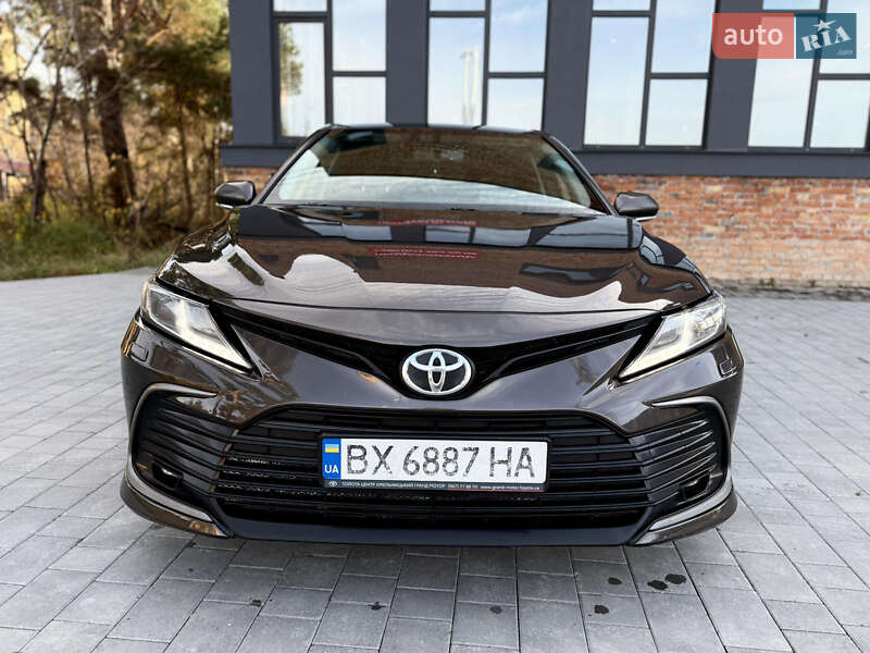 Седан Toyota Camry 2021 в Староконстантинове фото 13 Седан Toyota Camry 2021 в Староконстантинове