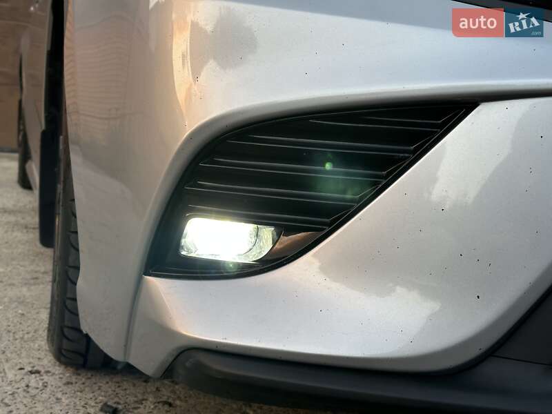 Седан Toyota Camry 2018 в Одессе