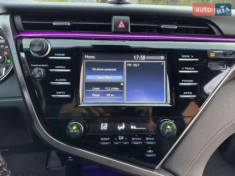 Седан Toyota Camry 2018 в Одессе