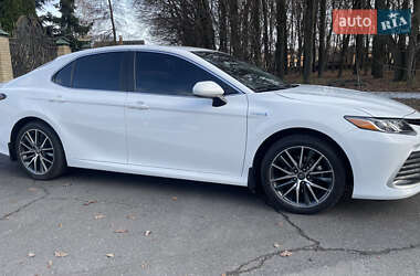 Седан Toyota Camry 2021 в Полтаве