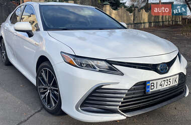 Седан Toyota Camry 2021 в Полтаве