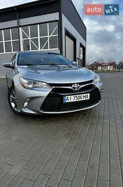 Седан Toyota Camry 2017 в Бершаді