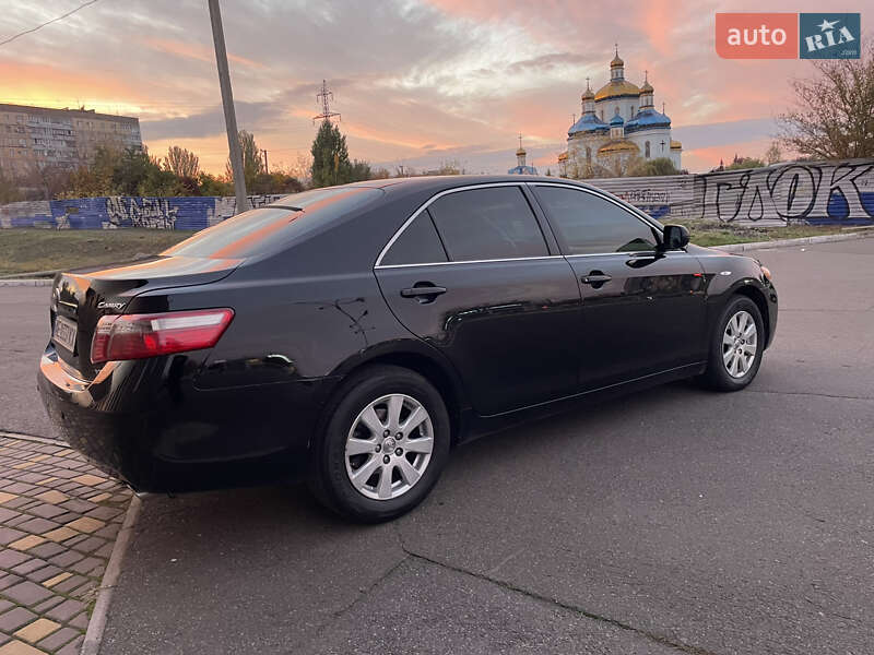 Седан Toyota Camry 2007 в Кривому Розі