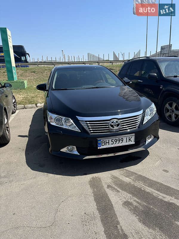 Седан Toyota Camry 2013 в Одессе