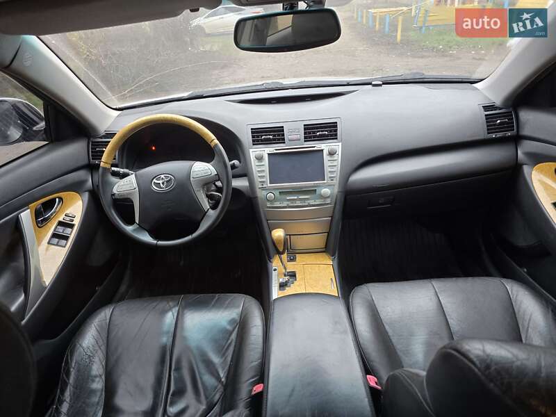 Седан Toyota Camry 2007 в Харькове