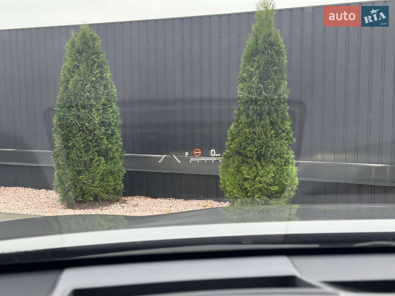 Седан Toyota Camry 2021 в Днепре