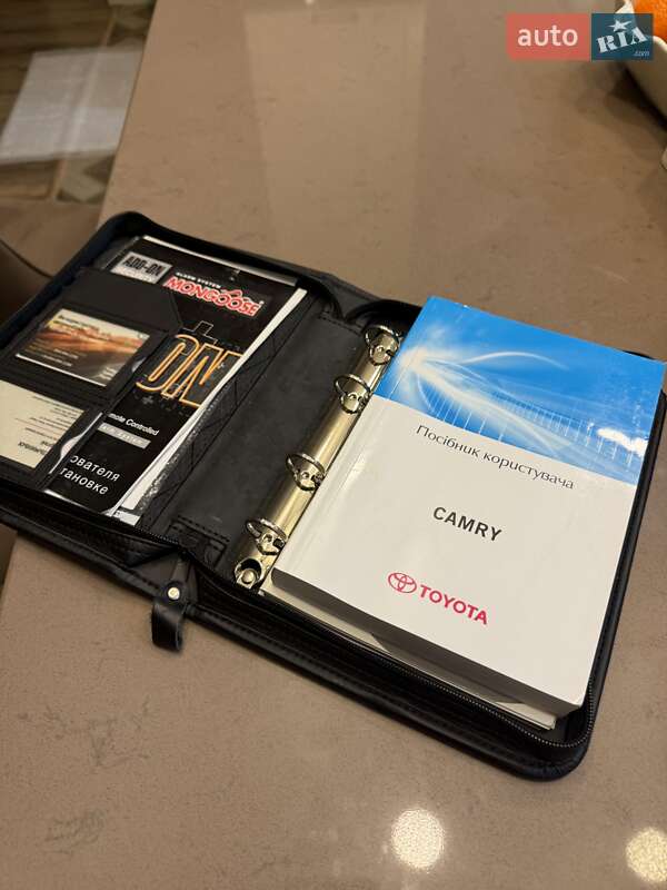 Седан Toyota Camry 2012 в Николаеве