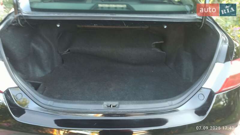 Седан Toyota Camry 2006 в Виннице