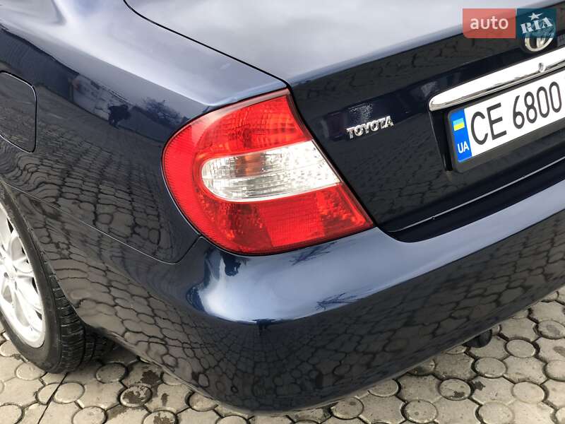 Седан Toyota Camry 2005 в Черновцах