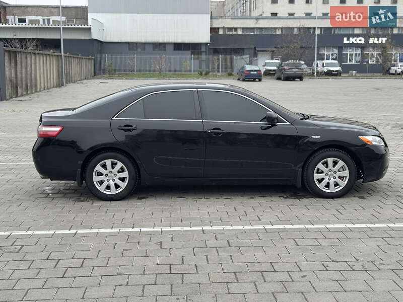 Седан Toyota Camry 2008 в Черкассах
