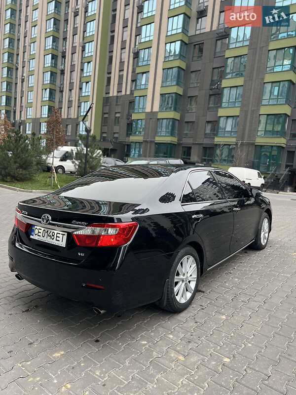 Седан Toyota Camry 2011 в Киеве