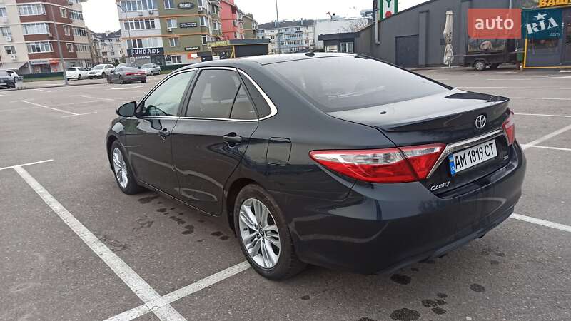 Седан Toyota Camry 2014 в Києві