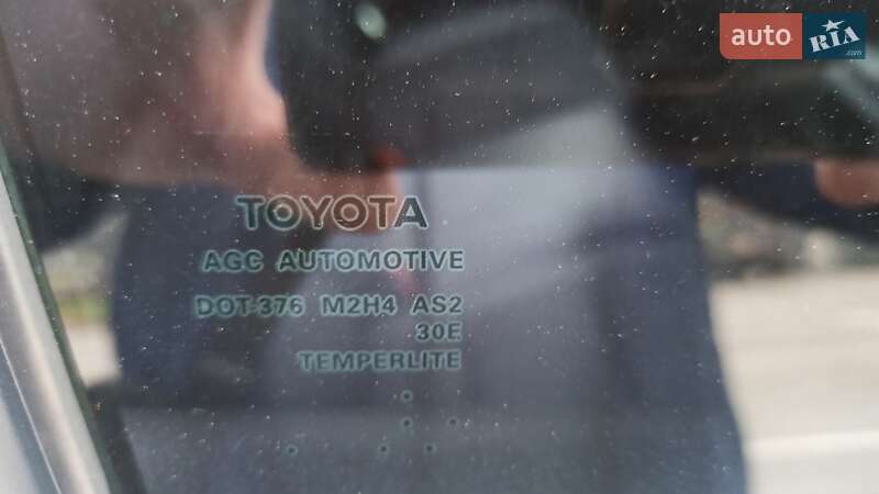 Седан Toyota Camry 2014 в Києві