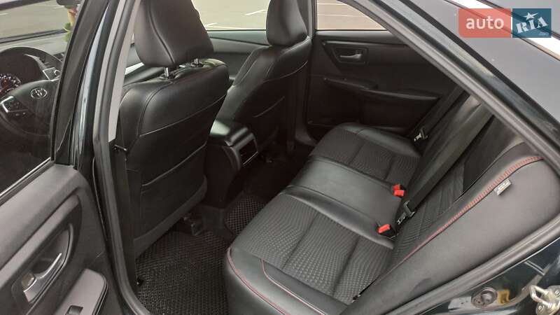 Седан Toyota Camry 2014 в Києві