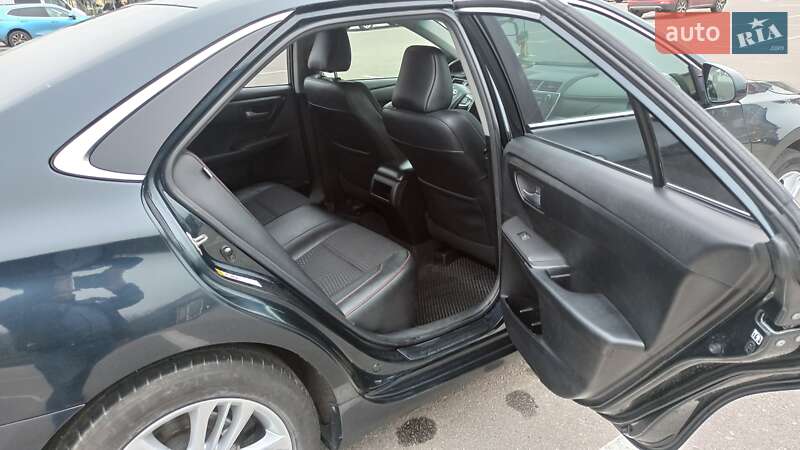 Седан Toyota Camry 2014 в Києві