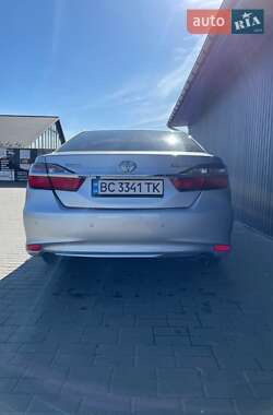 Седан Toyota Camry 2016 в Львове