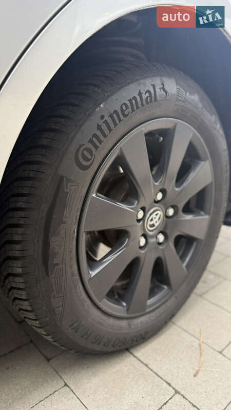 Седан Toyota Camry 2008 в Ужгороді