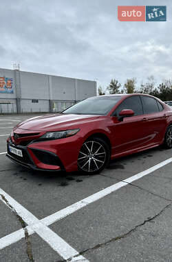 Седан Toyota Camry 2021 в Запоріжжі