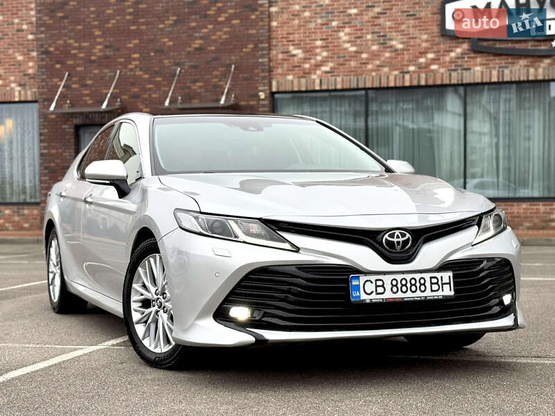 Седан Toyota Camry 2017 в Киеве фото 7 Седан Toyota Camry 2017 в Киеве