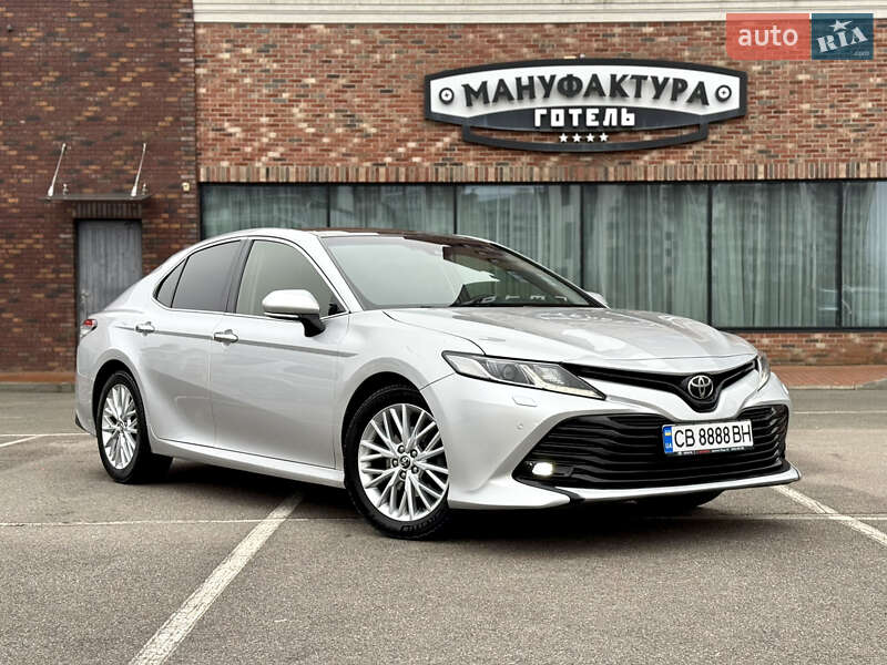 Седан Toyota Camry 2017 в Киеве фото 9 Седан Toyota Camry 2017 в Киеве